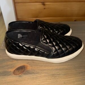 Torrid Black Quilted Slip On Loafer (WW)